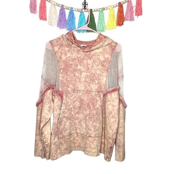 Bibi Pink Fishnet Accent Batwing Fringe Contemporary Pullover Sweatshirt Medium - Picture 1 of 15
